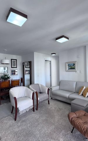 Apartamento à venda com 81m², 2 quartos e 1 vaga Apartamento à venda com 81m², 2 quartos e 1 vagaSala