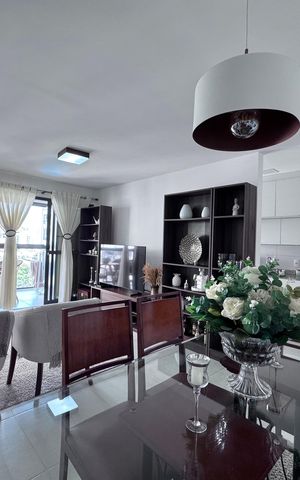 Apartamento à venda com 81m², 2 quartos e 1 vaga Apartamento à venda com 81m², 2 quartos e 1 vagaSala