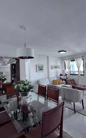 Apartamento à venda com 81m², 2 quartos e 1 vaga Apartamento à venda com 81m², 2 quartos e 1 vagaSala