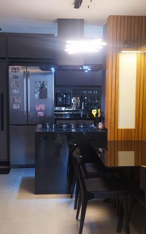 Apartamento à venda com 137m², 3 quartos e 2 vagas Apartamento à venda com 137m², 3 quartos e 2 vagasSala