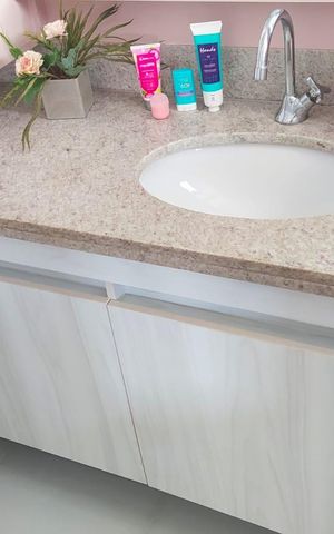 Apartamento à venda com 137m², 3 quartos e 2 vagas Apartamento à venda com 137m², 3 quartos e 2 vagasBanheiro Suíte 2