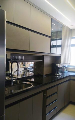 Apartamento à venda com 137m², 3 quartos e 2 vagas Apartamento à venda com 137m², 3 quartos e 2 vagasCozinha