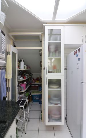 Casa de condomínio à venda com 90m², 2 quartos e 2 vagasCozinha