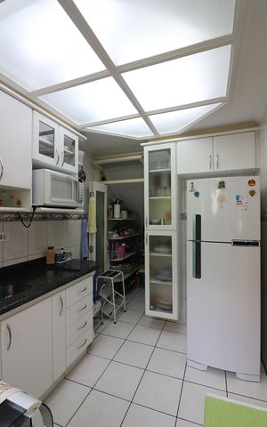 Casa de condomínio à venda com 90m², 2 quartos e 2 vagasCozinha