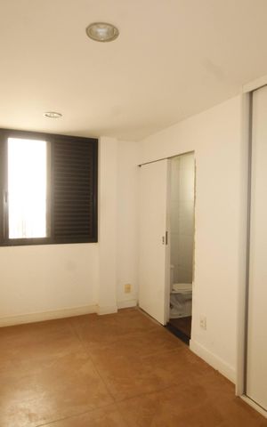 Casa para alugar com 500m², 5 quartos e 6 vagasSuíte 2