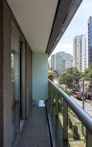 Apartamento à venda com 85m², 2 quartos e 2 vagasSacada da Suíte 1