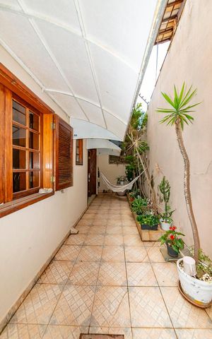Casa à venda com 389m², 5 quartos e 2 vagasQuintal