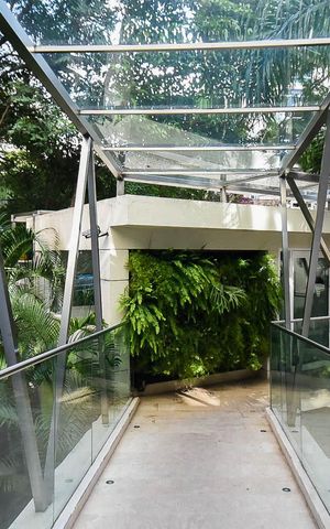 Apartamento à venda com 200m², 3 quartos e 3 vagas Apartamento à venda com 200m², 3 quartos e 3 vagasEntrada
