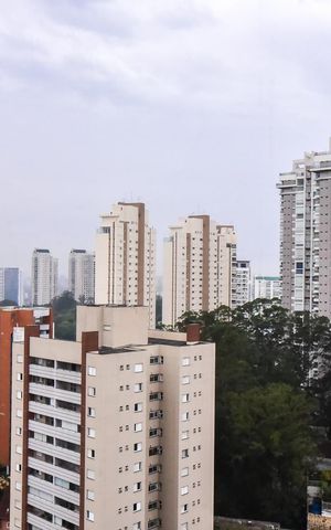 Apartamento à venda com 200m², 3 quartos e 3 vagasVista da Varanda