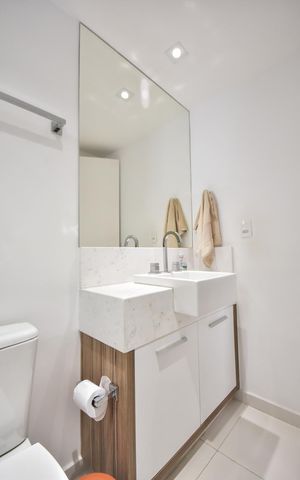 Apartamento à venda com 200m², 3 quartos e 3 vagasBanheiro da Suíte 1