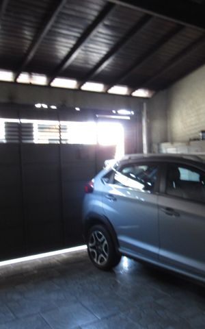 Casa à venda com 300m², 3 quartos e 2 vagasGaragem
