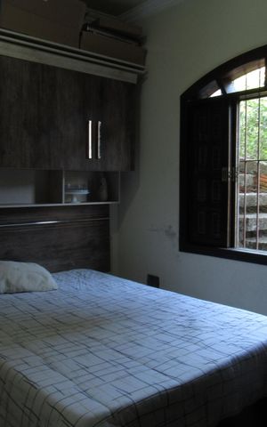 Casa à venda com 300m², 3 quartos e 2 vagasQuarto