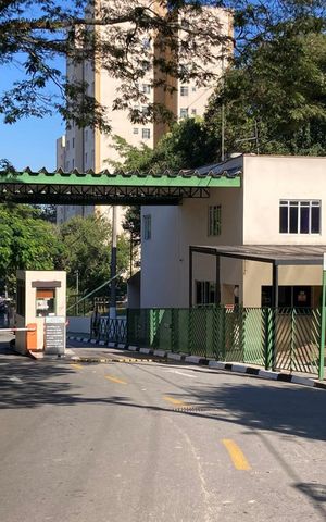 Apartamento para alugar com 57m², 2 quartos e 1 vaga Apartamento para alugar com 57m², 2 quartos e 1 vagaFachada