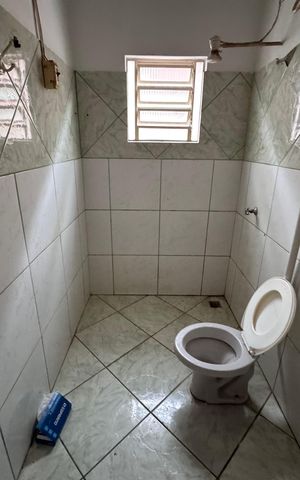 Casa para alugar com 90m², 3 quartos e 2 vagas Casa para alugar com 90m², 3 quartos e 2 vagasBanheiro