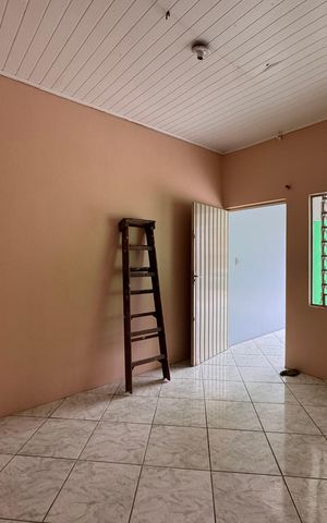 Casa para alugar com 90m², 3 quartos e 2 vagas Casa para alugar com 90m², 3 quartos e 2 vagasSala