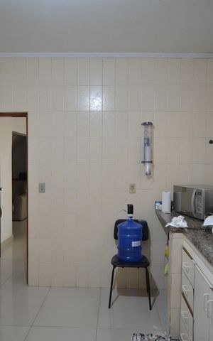 Casa à venda com 323m², 3 quartos e 4 vagasCozinha
