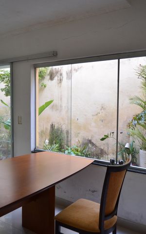Casa à venda com 323m², 3 quartos e 4 vagasSala