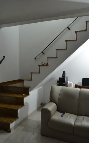 Casa à venda com 323m², 3 quartos e 4 vagasSala