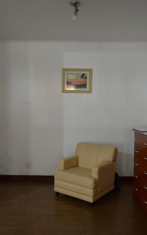 Casa à venda com 323m², 3 quartos e 4 vagasSala