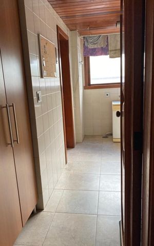 Apartamento à venda com 165m², 3 quartos e 1 vaga Apartamento à venda com 165m², 3 quartos e 1 vagaÁrea de Serviço