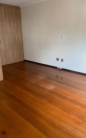 Apartamento à venda com 165m², 3 quartos e 1 vaga Apartamento à venda com 165m², 3 quartos e 1 vagaSuíte