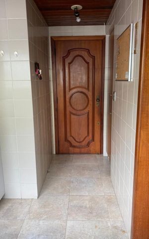 Apartamento à venda com 165m², 3 quartos e 1 vaga Apartamento à venda com 165m², 3 quartos e 1 vagaÁrea de Serviço