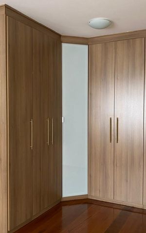 Apartamento à venda com 165m², 3 quartos e 1 vaga Apartamento à venda com 165m², 3 quartos e 1 vagaSuíte