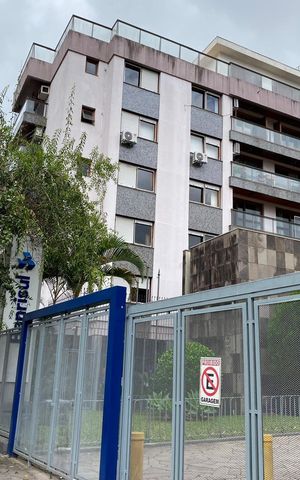 Apartamento à venda com 165m², 3 quartos e 1 vaga Apartamento à venda com 165m², 3 quartos e 1 vagaVista da Rua