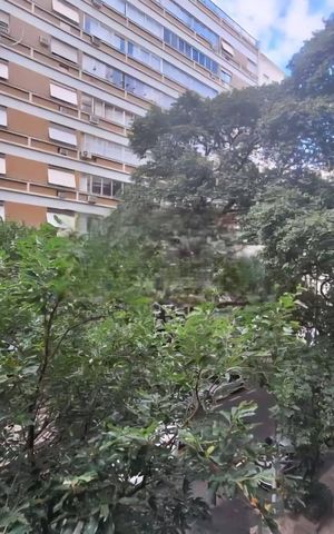 Apartamento à venda com 242m², 4 quartos e 1 vaga