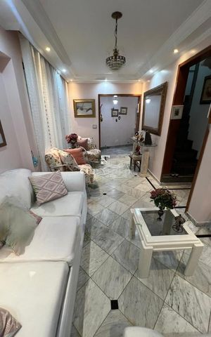 Casa à venda com 275m², 5 quartos e 2 vagas