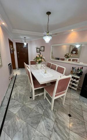 Casa à venda com 275m², 5 quartos e 2 vagas