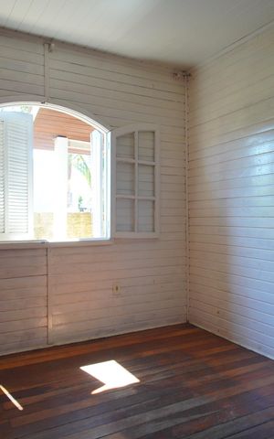 Casa à venda com 100m², 4 quartos e 2 vagasQuarto 2