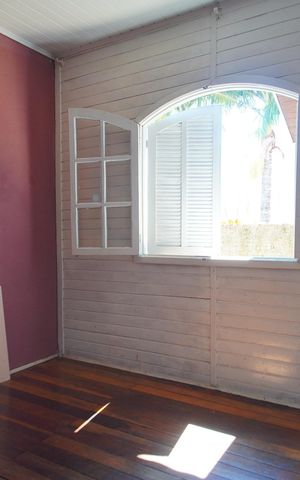 Casa à venda com 100m², 4 quartos e 2 vagasQuarto 2