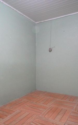 Casa à venda com 100m², 4 quartos e 2 vagasQuarto 4