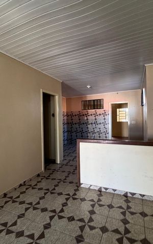 Casa para alugar com 79m², 4 quartos e 1 vaga Casa para alugar com 79m², 4 quartos e 1 vagaSala