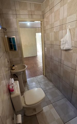 Casa à venda com 79m², 4 quartos e 1 vagaBanheiro Social