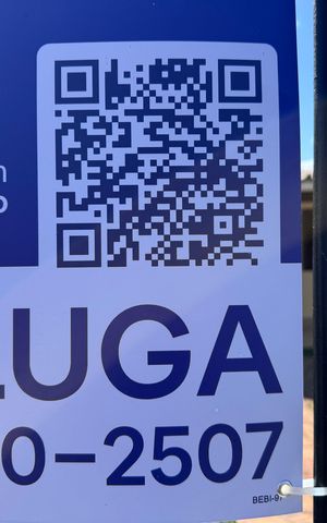 Casa à venda com 79m², 4 quartos e 1 vagaPlaca