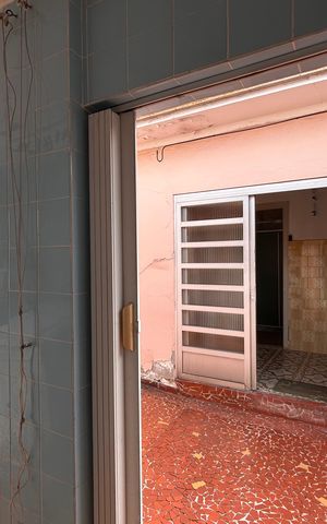 Casa à venda com 280m², 2 quartos e 1 vaga Casa à venda com 280m², 2 quartos e 1 vagaÁrea de Serviço