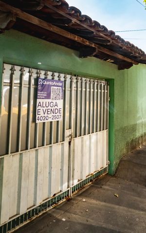 Casa à venda com 160m², 3 quartos e 2 vagasFachada 