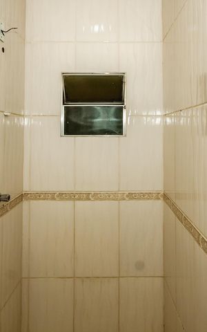 Casa à venda com 160m², 3 quartos e 2 vagasBanheiro Social