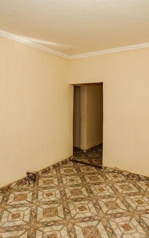 Casa à venda com 160m², 3 quartos e 2 vagasSala
