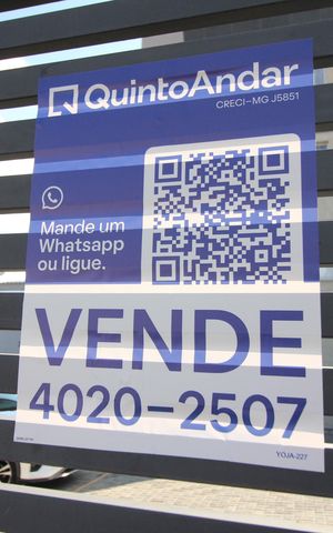 Apartamento à venda com 136m², 3 quartos e 1 vagaPlaquinha 