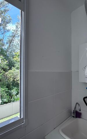 Apartamento para alugar com 48m², 2 quartos e 1 vaga Apartamento para alugar com 48m², 2 quartos e 1 vagaCozinha e Área de Serviço