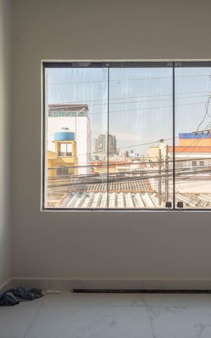 Casa à venda com 217m², 3 quartos e 5 vagas Casa à venda com 217m², 3 quartos e 5 vagasSala