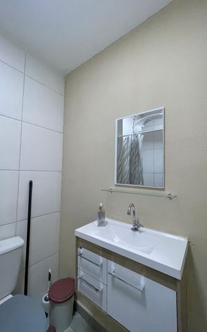 Apartamento à venda com 38m², 2 quartos e sem vaga Apartamento à venda com 38m², 2 quartos e sem vagaBanheiro