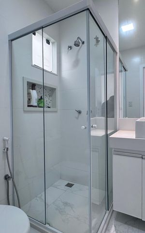 Casa de condomínio à venda com 407m², 5 quartos e 2 vagas Casa de condomínio à venda com 407m², 5 quartos e 2 vagasSuíte 3 - Banheiro