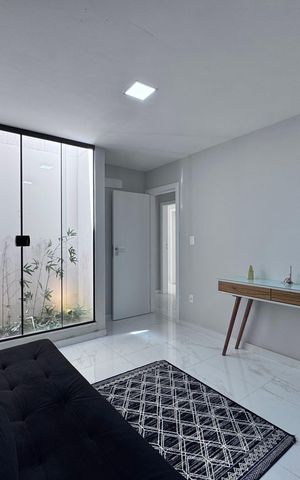 Casa de condomínio à venda com 407m², 5 quartos e 2 vagas Casa de condomínio à venda com 407m², 5 quartos e 2 vagasQuarto