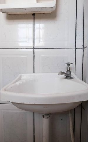Casa à venda com 75m², 2 quartos e sem vagaBanheiro da Suíte