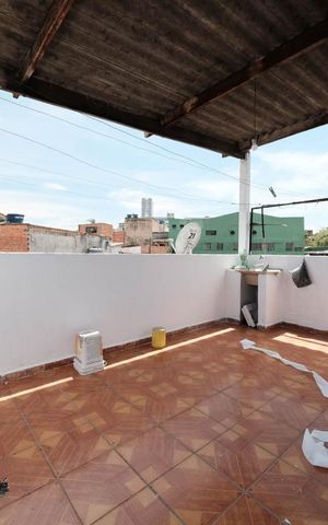 Casa à venda com 75m², 2 quartos e sem vagaÁrea de Serviço