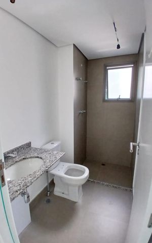 Apartamento à venda com 85m², 3 quartos e sem vaga Apartamento à venda com 85m², 3 quartos e sem vagaBanheiro da Suíte